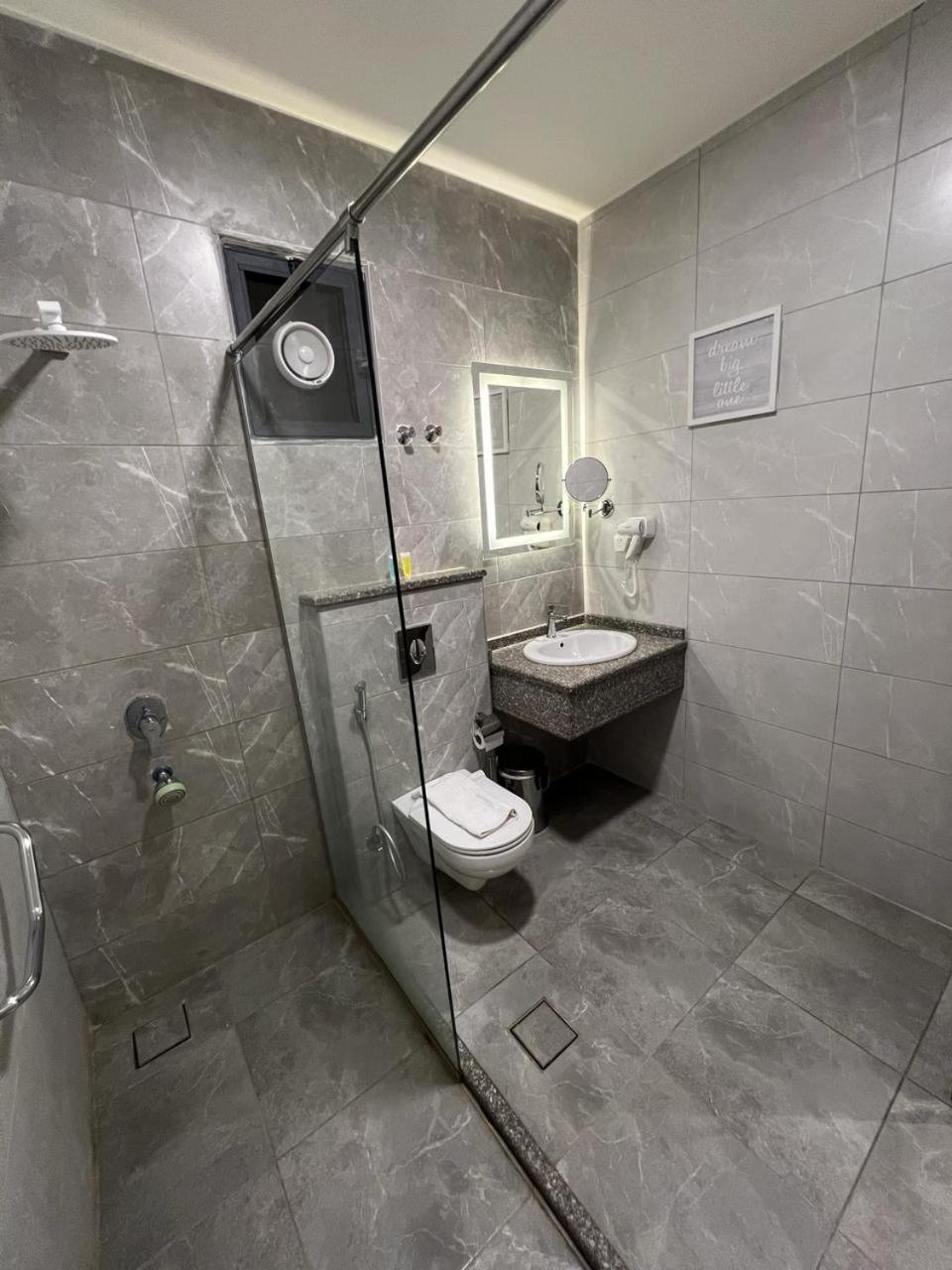 Sky Hotel Άκαμπα Εξωτερικό φωτογραφία