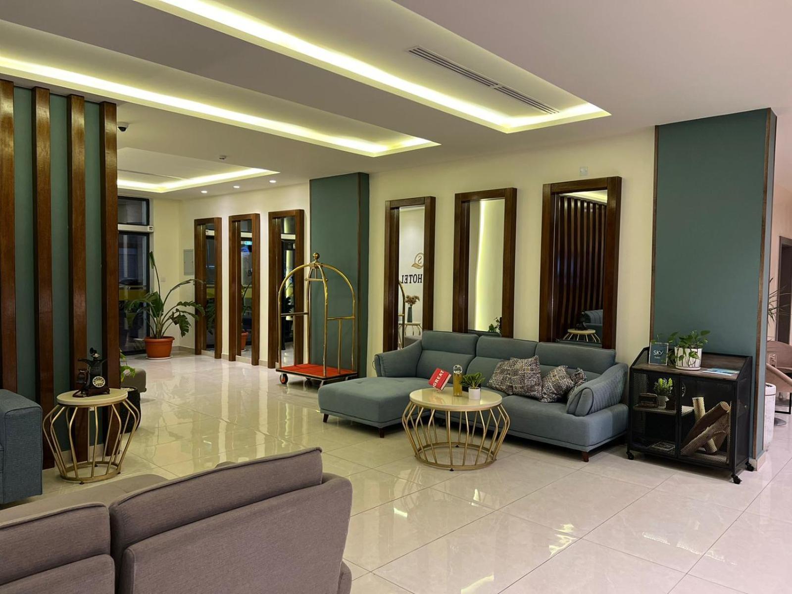 Sky Hotel Άκαμπα Εξωτερικό φωτογραφία