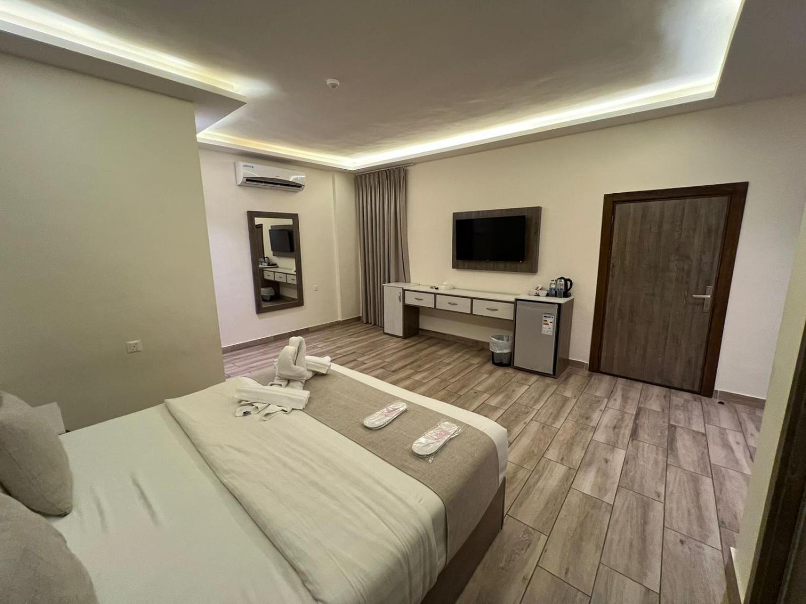 Sky Hotel Άκαμπα Εξωτερικό φωτογραφία