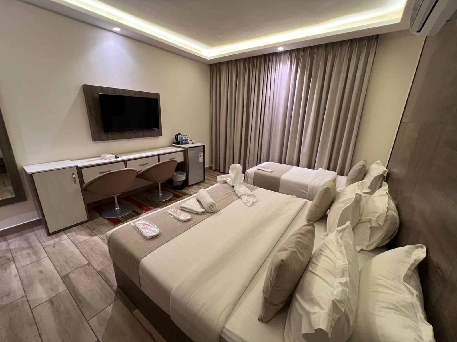 Sky Hotel Άκαμπα Εξωτερικό φωτογραφία