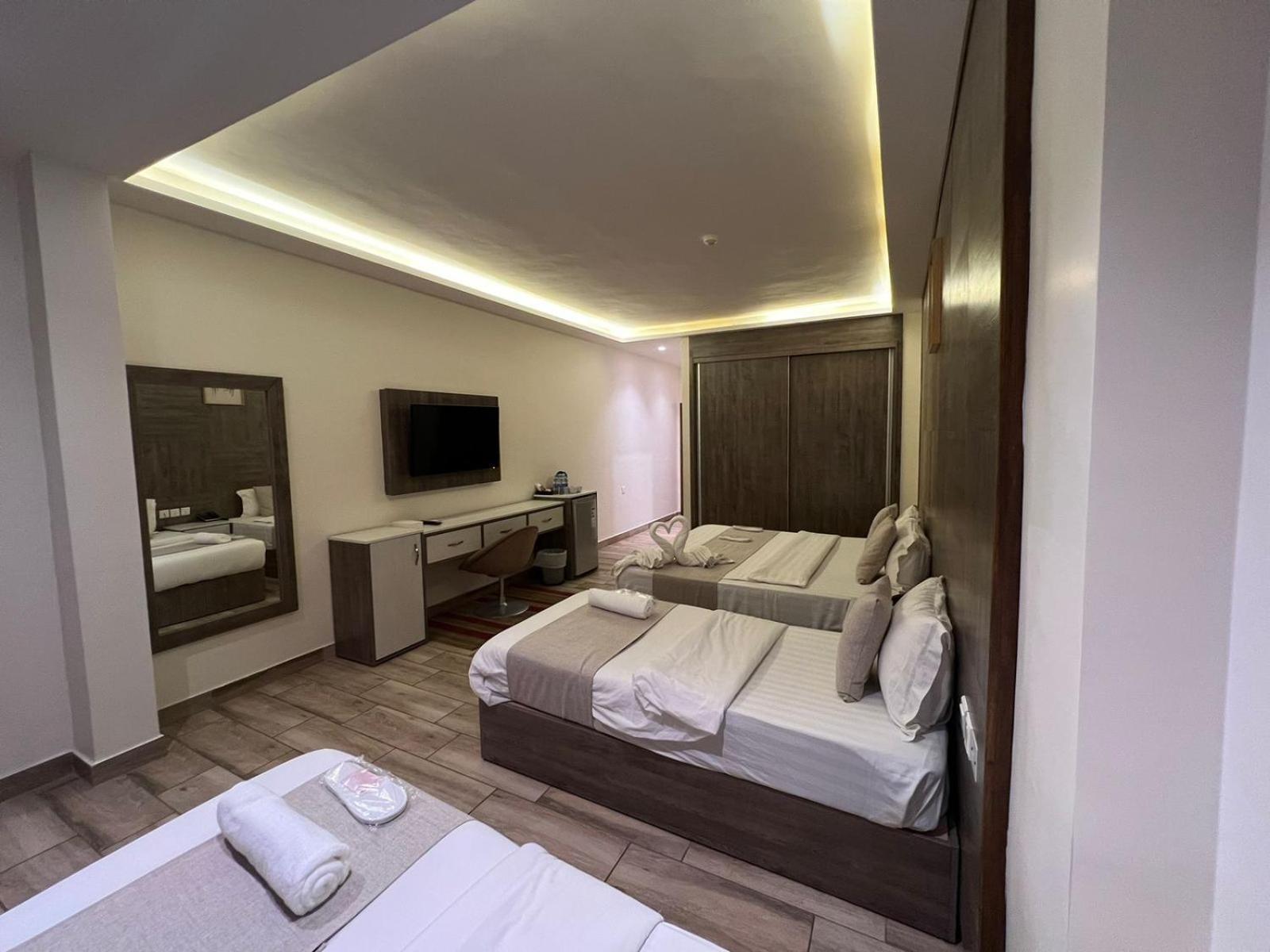 Sky Hotel Άκαμπα Εξωτερικό φωτογραφία