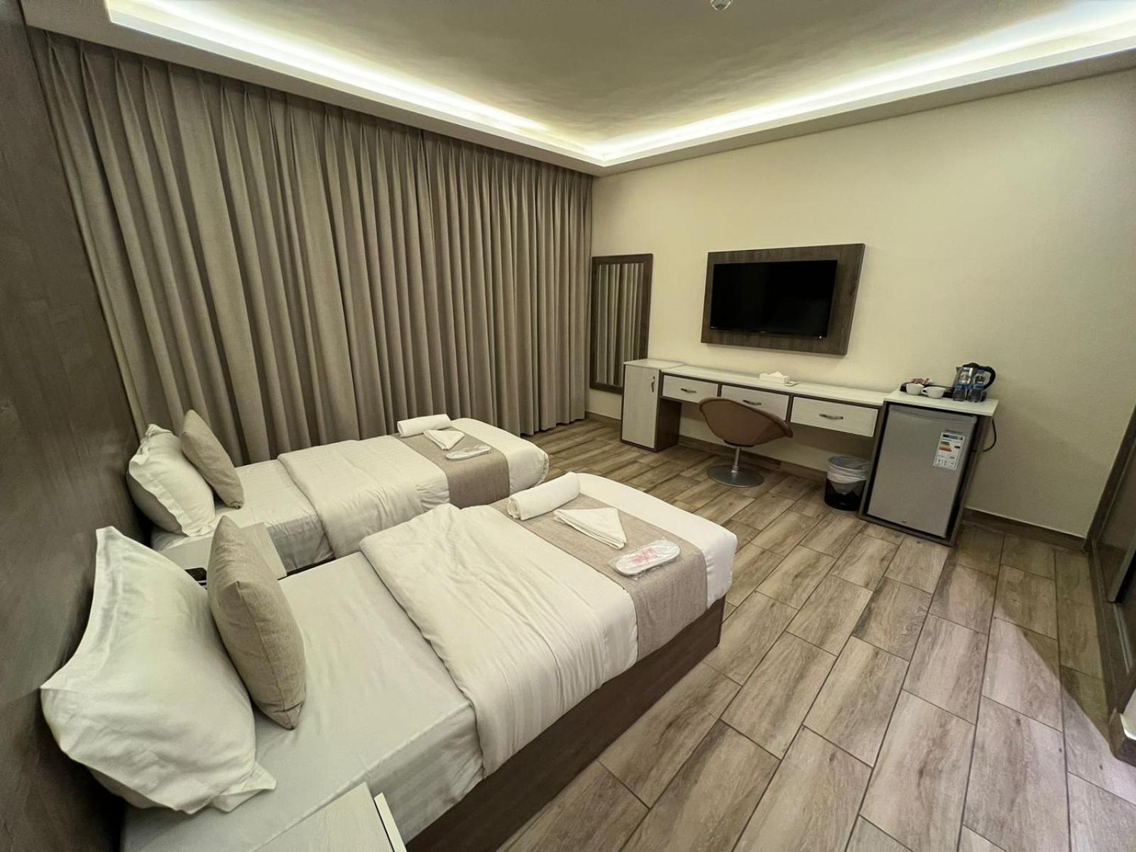 Sky Hotel Άκαμπα Εξωτερικό φωτογραφία